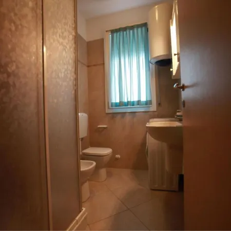 Apartment Beautiful Flat Close To The Beach-beahost *
